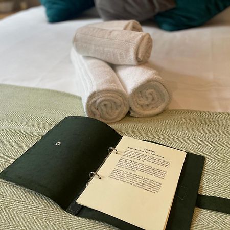 Pillow Menu! 1 Bed Garden Flat Finsbury Park Londra Esterno foto