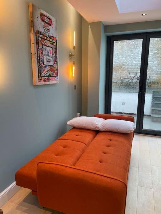 Pillow Menu! 1 Bed Garden Flat Finsbury Park Londra Esterno foto