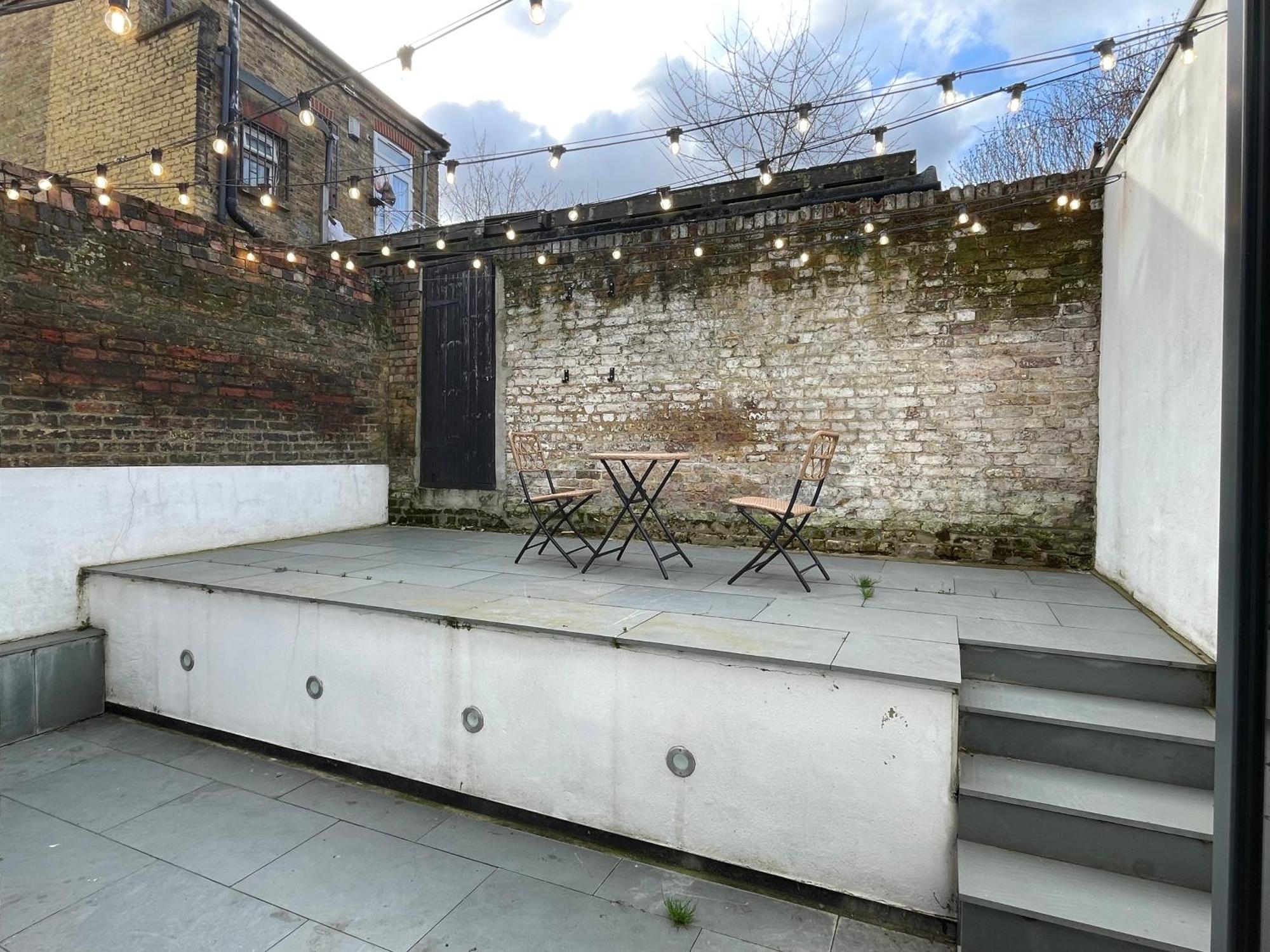 Pillow Menu! 1 Bed Garden Flat Finsbury Park Londra Esterno foto