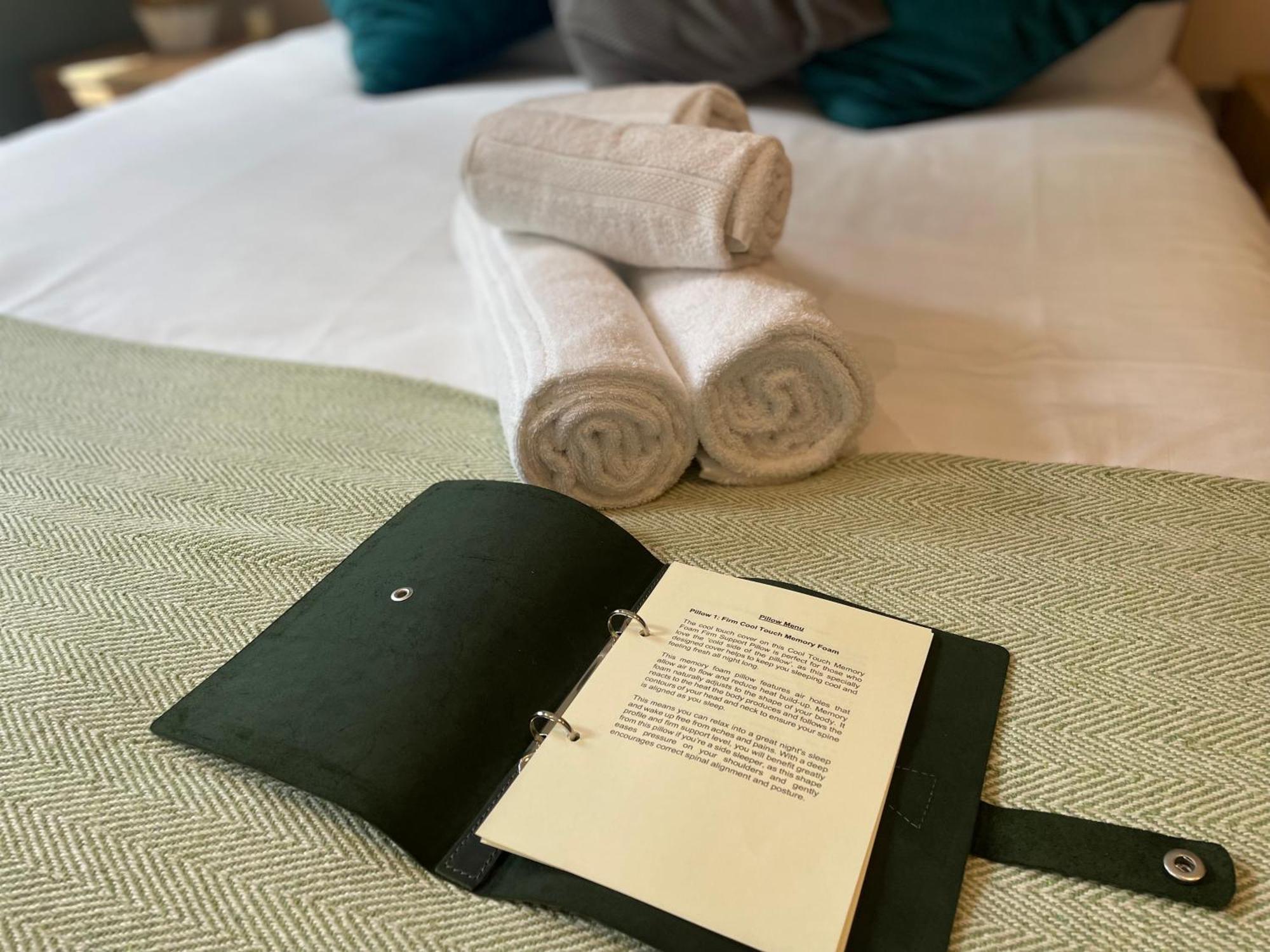 Pillow Menu! 1 Bed Garden Flat Finsbury Park Londra Esterno foto